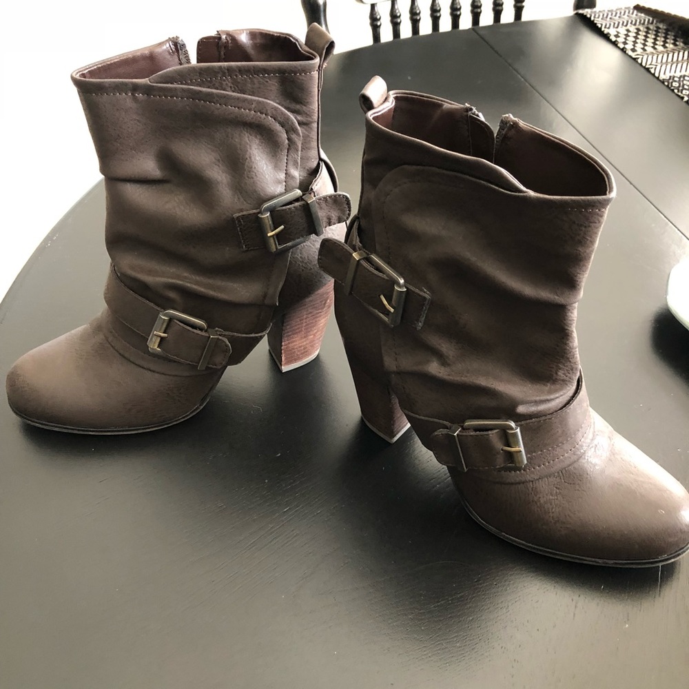 Women’s boots